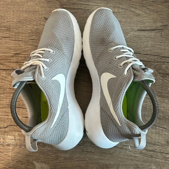 Nike ID Roshe One Women’s Athletic Running Shoes Size 6.5 Gray - Picture 5 of 8
